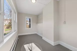 348 Mulry Ln, Lawrence, NY 11559 - Photo 6