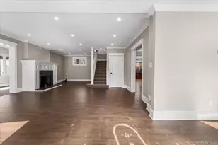 348 Mulry Ln, Lawrence, NY 11559 - Photo 2