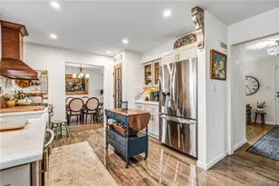 31 Munson Ct, Melville, NY 11747 - Photo 16