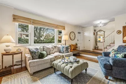 31 Munson Court, Melville, NY 11747 - Photo 8