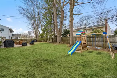 31 Munson Court, Melville, NY 11747 - Photo 38