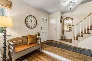 31 Munson Ct, Melville, NY 11747 - Photo 4