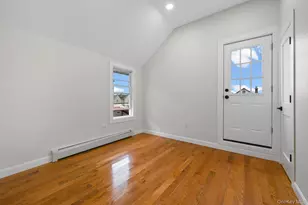 107-32 108th St, Richmond Hill, NY 11419 - Photo 10