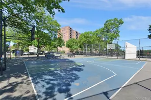 61-20 Grand Central Pkwy, Forest Hills, NY 11375 - Photo 18