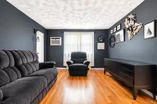 158-22 16th Ave, Whitestone, NY 11357 - Photo 6