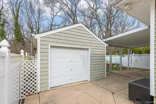 1334 Lake Shore Dr, Massapequa Park, NY 11762 - Photo 32