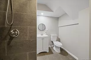 24 Rockwell Ave, Middletown, NY 10940 - Photo 38