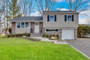 10 Poet Ln, Greenlawn, NY 11740 - Photo 2