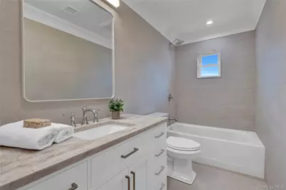 10 Poet Lane, Greenlawn, NY 11740 - Photo 26