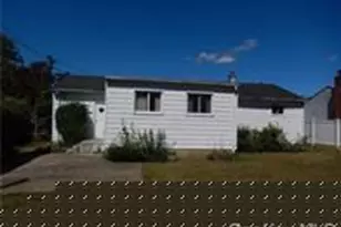 107 Morton Blvd, Plainview, NY 11803 - Photo 2