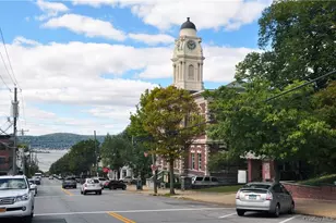 1 S Astor St, Irvington, NY 10533 - Photo 16