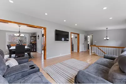 4 Stonewall Farm Road, Mahopac, NY 10541 - Photo 6