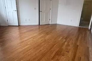 20-05 Hazen St, East Elmhurst, NY 11370 - Photo 6