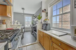 149-30 88th St, Ridgewood, NY 11414 - Photo 18