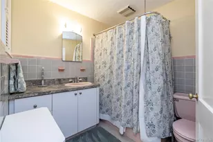 65 Jarvis Pl, Lynbrook, NY 11563 - Photo 18