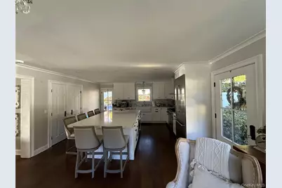 105 Myrtle Avenue, Port Jefferson, NY 11777 - Photo 4