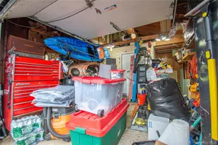 36 Narragansett Ave, Medford, NY 11763 - Photo 18