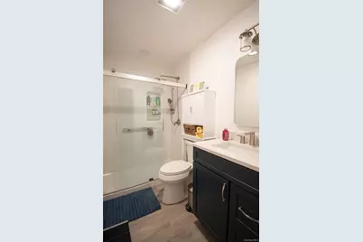 36 Narragansett Avenue, Medford, NY 11763 - Photo 8