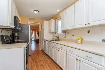 29 Heritage Hills #29D, Somers, NY 10589 - Photo 6