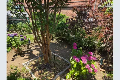 1529 Hammersley Avenue, Bronx, NY 10469 - Photo 20