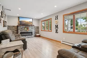 295 Silver St, West Babylon, NY 11704 - Photo 8