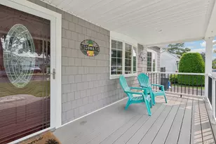 295 Silver St, West Babylon, NY 11704 - Photo 4