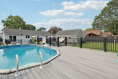 295 Silver Street, West Babylon, NY 11704 - Photo 22