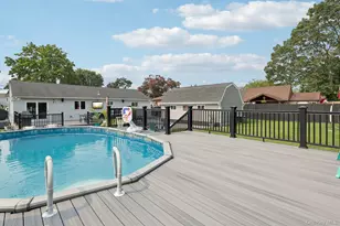 295 Silver St, West Babylon, NY 11704 - Photo 22