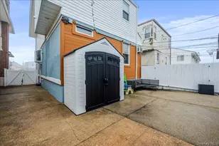 365 W Hudson St, Long Beach, NY 11561 - Photo 36