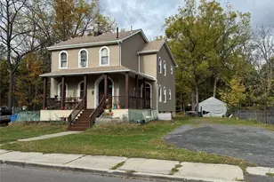 56 Mulberry St, Middletown, NY 10940 - Photo 2