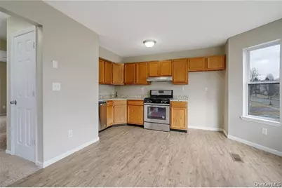 42 Mayer Drive, Middletown, NY 10940 - Photo 14