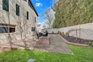 14 Regent Pl, Roslyn, NY 11576 - Photo 32