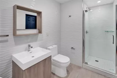 14 Regent Place, Roslyn, NY 11576 - Photo 18