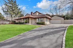 14 Regent Pl, Roslyn, NY 11576 - Photo 2