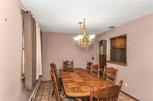 512 Elm St, West Hempstead, NY 11552 - Photo 8