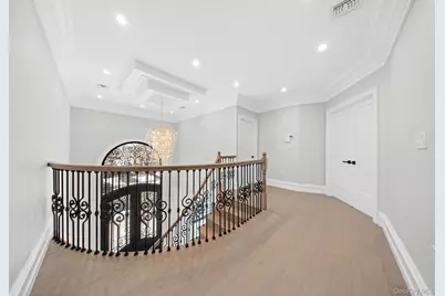 25909 81st Avenue, Glen Oaks, NY 11004 - Photo 10