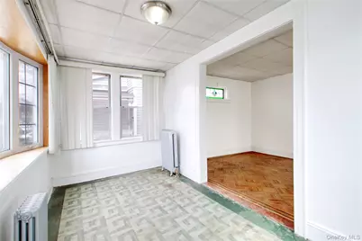 9031 204th Street, Hollis, NY 11423 - Photo 4