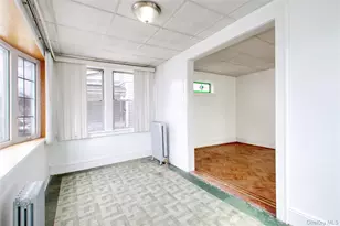 90-31 204th St, Hollis, NY 11423 - Photo 4