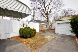 90-31 204th St, Hollis, NY 11423 - Photo 18