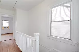 90-31 204th St, Hollis, NY 11423 - Photo 12