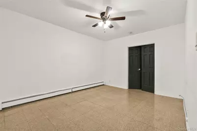 1424 Astoria Boulevard #6, Astoria, NY 11102 - Photo 4