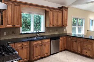 18 Cross Hill Rd, Eastchester, NY 10709 - Photo 4