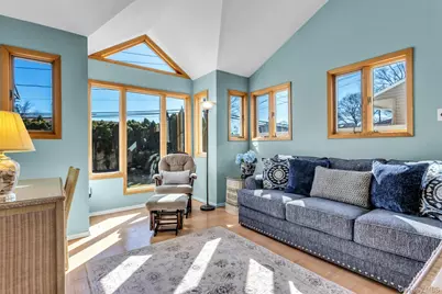 2 Nancy Court, Glen Cove, NY 11542 - Photo 16