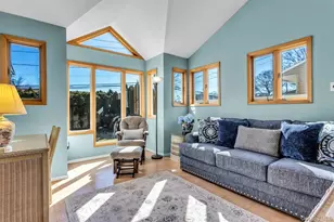 2 Nancy Ct, Glen Cove, NY 11542 - Photo 16