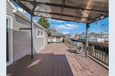 2 Hyannis Court, East Rockaway, NY 11518 - Photo 14