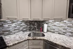 33 Bass Ct, Manorville, NY 11949 - Photo 16