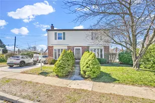 59 Boylston St, Hempstead, NY 11550 - Photo 2