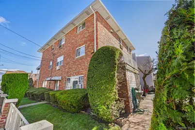 124 Scott Avenue, Yonkers, NY 10704 - Photo 34