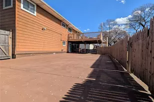 50 Sunburst Dr, Deer Park, NY 11729 - Photo 2