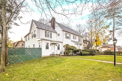 43-24 Morgan Street, Little Neck, NY 11363 - Photo 40